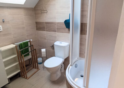 Pokoj číslo 3 koupelna